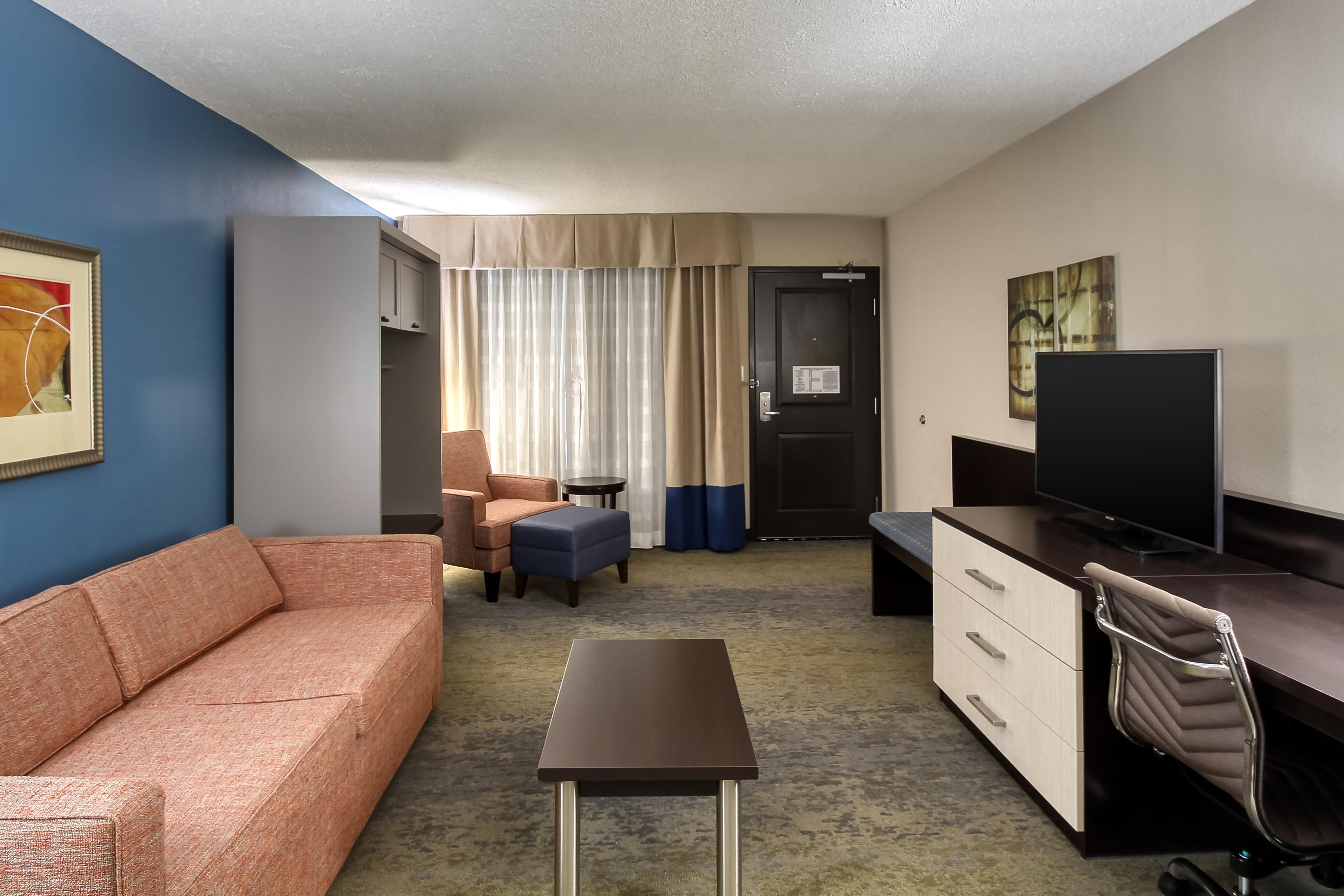 Holiday Inn & Suites Atlanta Airport North, An Ihg Hotel Exterior foto